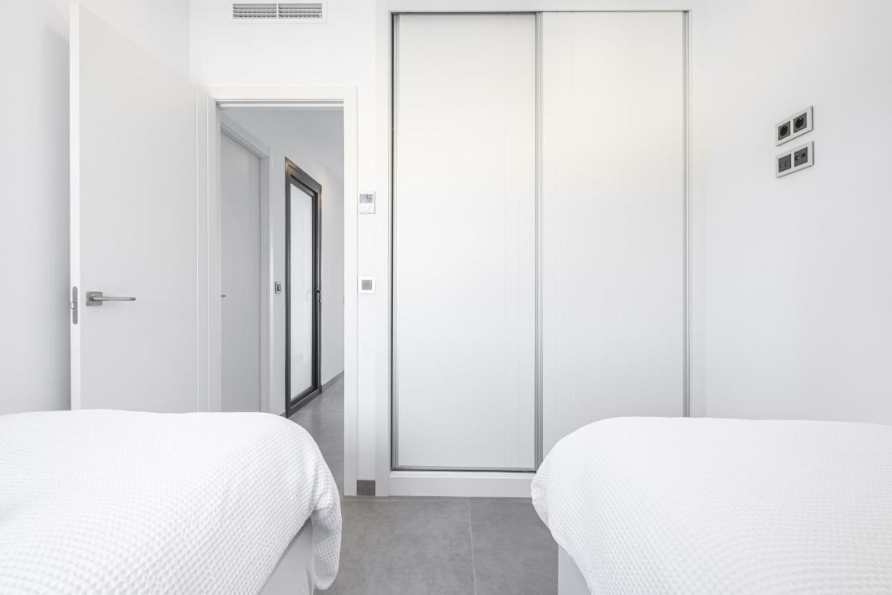 Sunset Waves 1-135 Apartment เบนิดอร์ม ภายนอก รูปภาพ