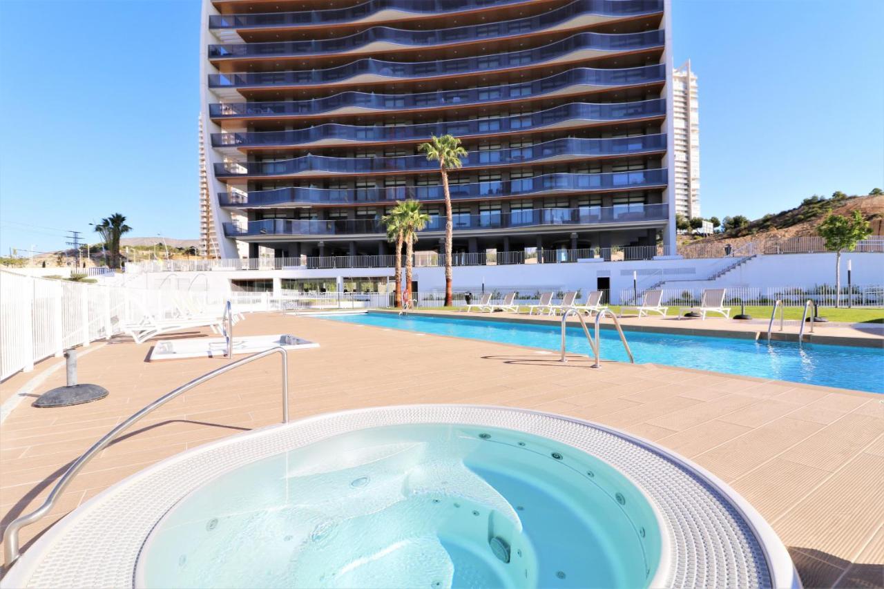 Sunset Waves 1-135 Apartment เบนิดอร์ม ภายนอก รูปภาพ