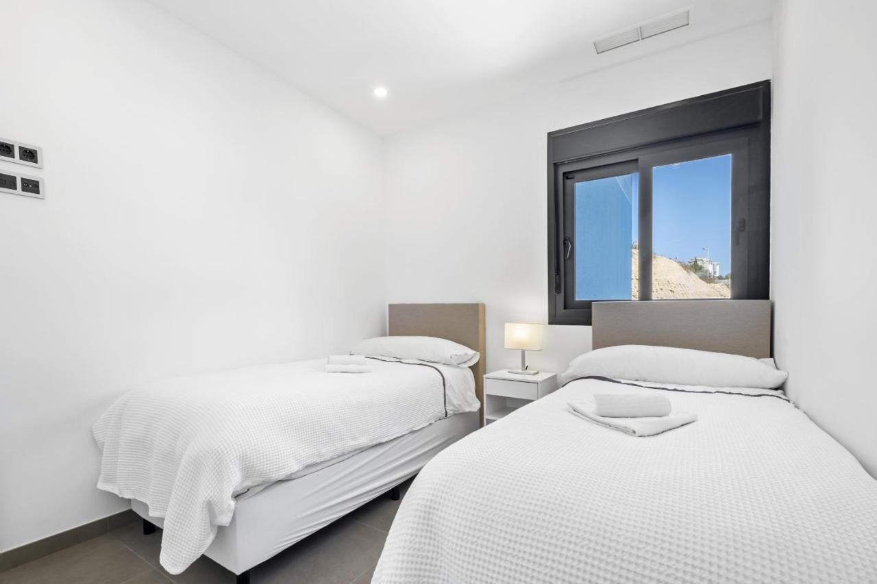 Sunset Waves 1-135 Apartment เบนิดอร์ม ภายนอก รูปภาพ