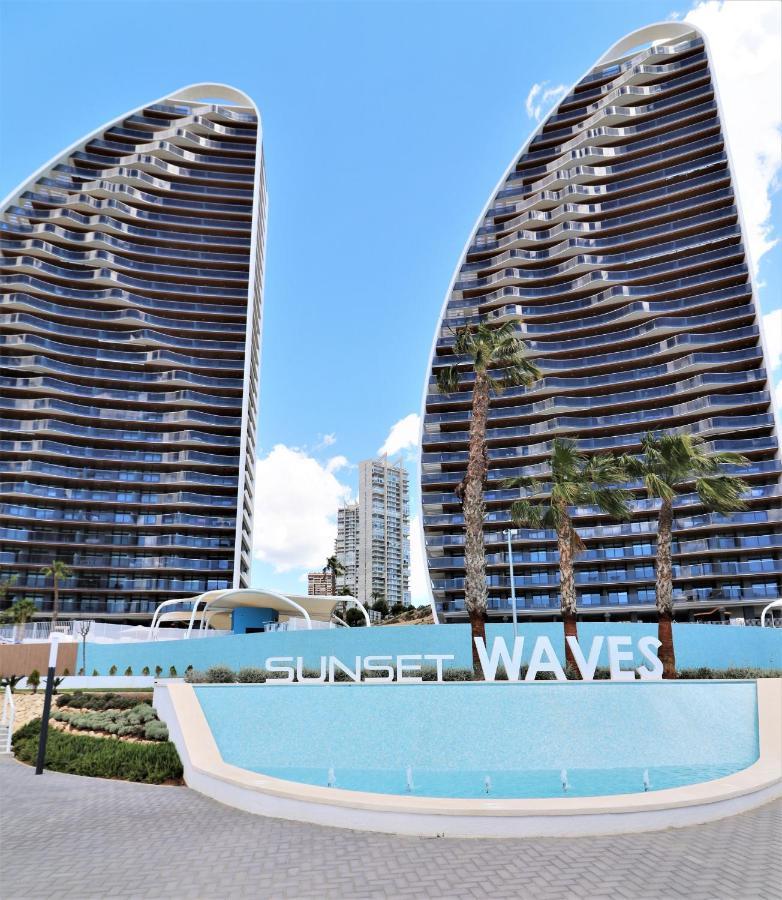 Sunset Waves 1-135 Apartment เบนิดอร์ม ภายนอก รูปภาพ